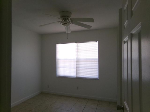 1380 SE Buckingham Terrace, Port Saint Lucie, FL 34952