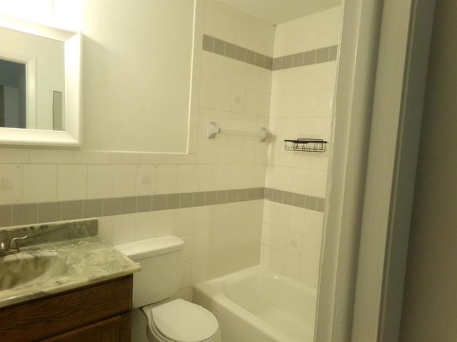 1380 SE Buckingham Terrace, Port Saint Lucie, FL 34952