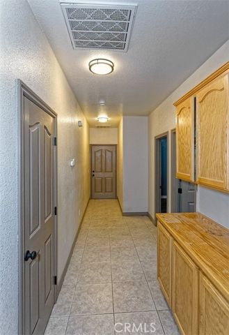 8855 Smith Road, Phelan, CA 92371