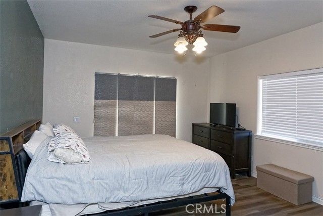 8855 Smith Road, Phelan, CA 92371