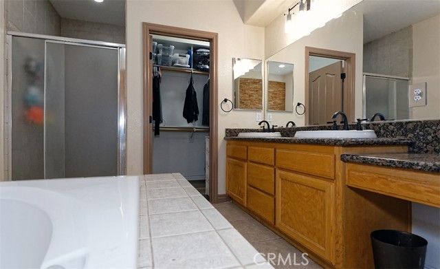 8855 Smith Road, Phelan, CA 92371