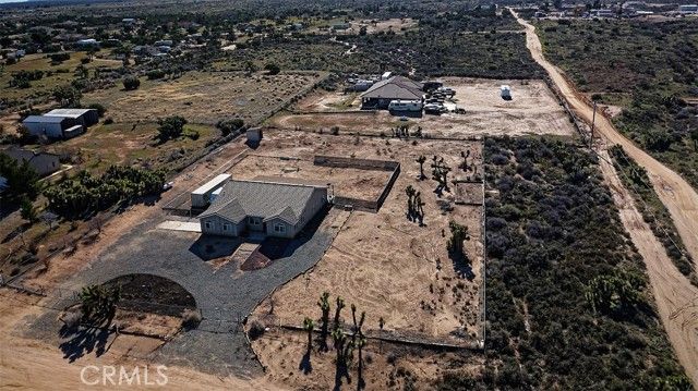 8855 Smith Road, Phelan, CA 92371