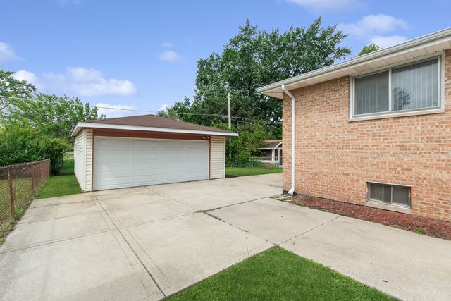 14640 MEMORIAL Drive, Dolton, IL 60419