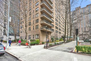180 W End Avenue 23G, New York (manhattan), NY 10023