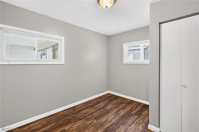 214 Oak Knoll Street, Niles, OH 44446