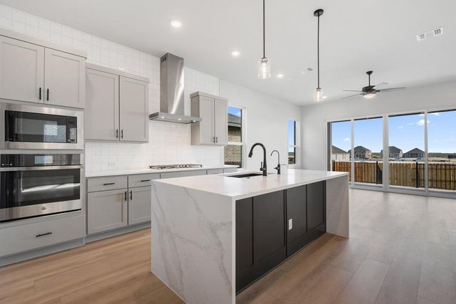 608 Leeland Drive, Liberty Hill, TX 78642