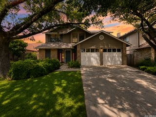 13915 Laurel Hollow Dr, San Antonio, TX 78232