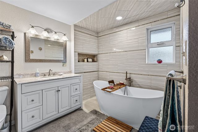 33018 G Place, Ocean Park, WA 98640