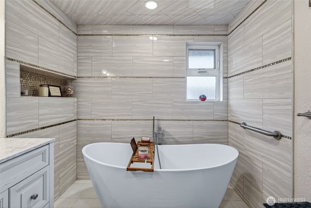 33018 G Place, Ocean Park, WA 98640