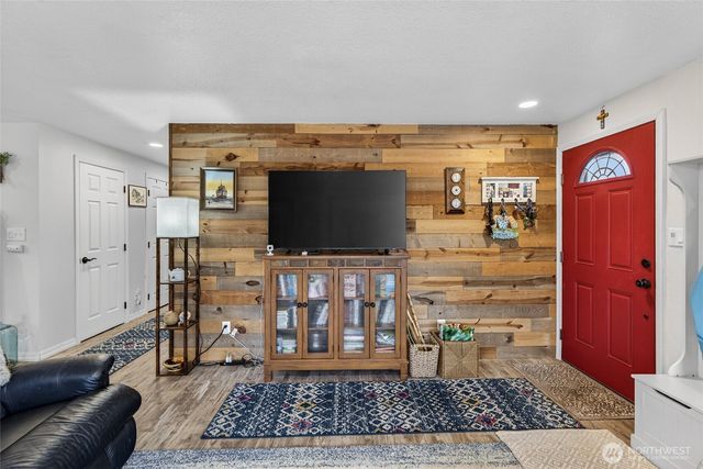 33018 G Place, Ocean Park, WA 98640