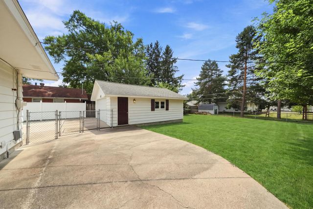 9324 10th Avenue S, Bloomington, MN 55420