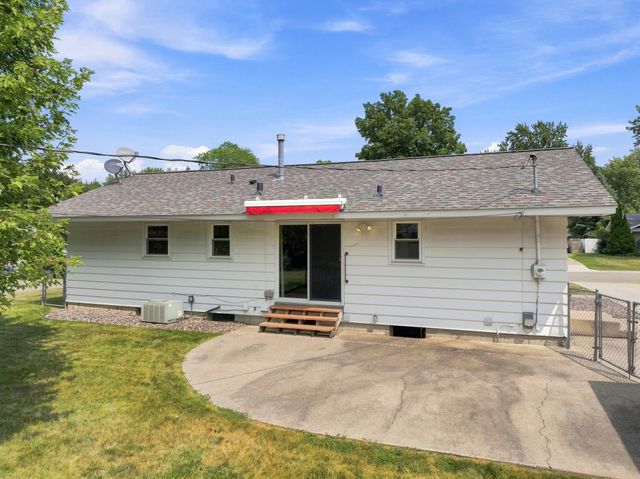 9324 10th Avenue S, Bloomington, MN 55420