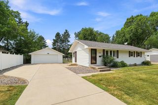 9324 10th Avenue S, Bloomington, MN 55420