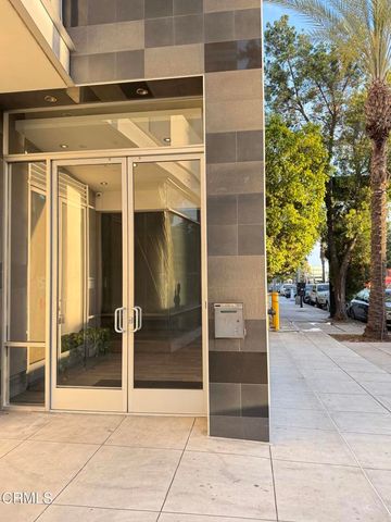 482 S Arroyo 410, Pasadena, CA 91105