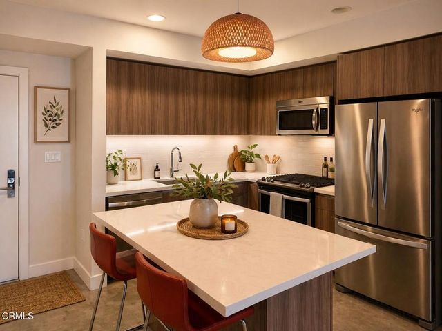 482 S Arroyo 410, Pasadena, CA 91105