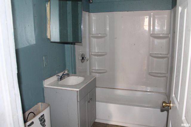 407 S Beveridge Street, Carbondale, IL 62901