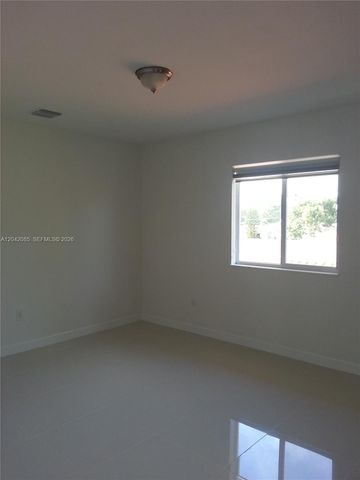 1029 SW 11th Ave 0, Miami, FL 33130