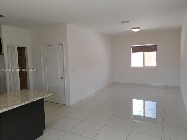 1029 SW 11th Ave 0, Miami, FL 33130