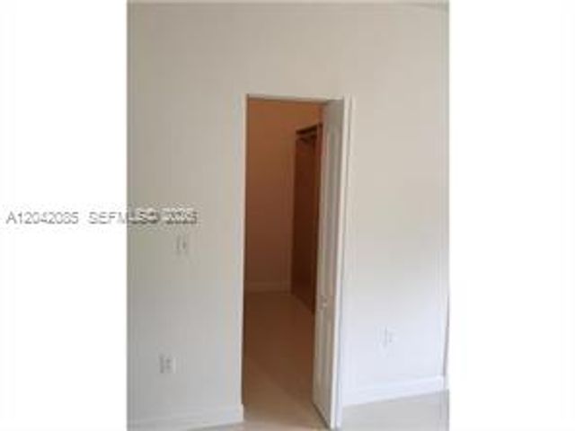 1029 SW 11th Ave 0, Miami, FL 33130