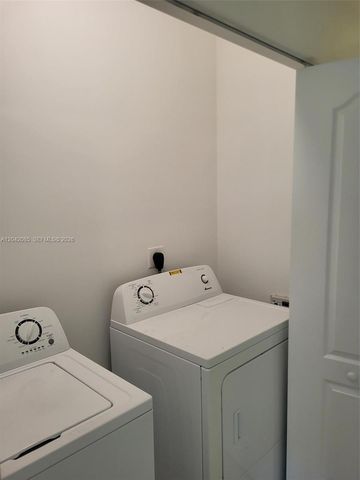 1029 SW 11th Ave 0, Miami, FL 33130