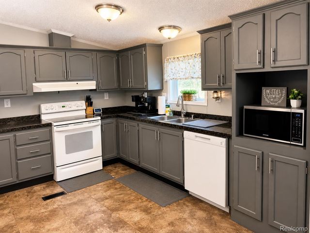 14 Hampi Court, Gaines Township, MI 48473