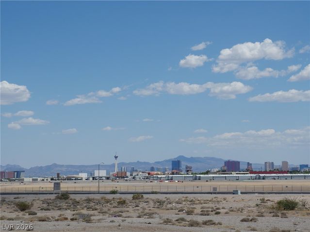 3318 North Decatur Boulevard 1030, Las Vegas, NV 89130