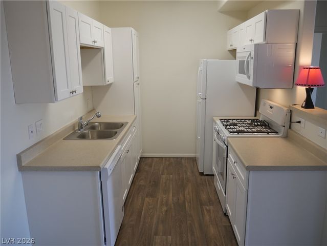 3318 North Decatur Boulevard 1030, Las Vegas, NV 89130