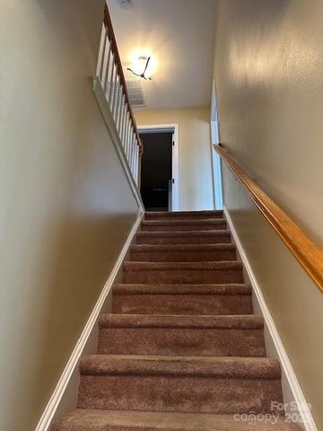 2113 Ballingarry Drive, Statesville, NC 28625