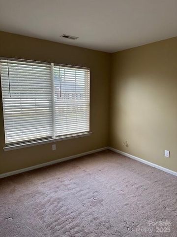 2113 Ballingarry Drive, Statesville, NC 28625