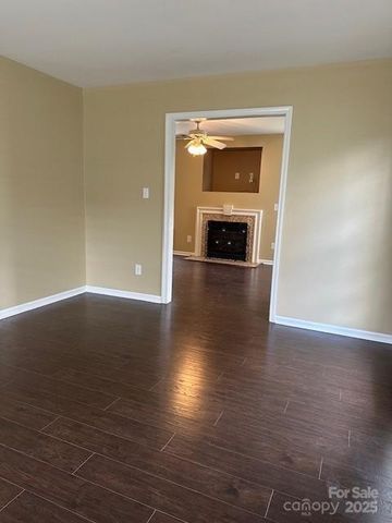 2113 Ballingarry Drive, Statesville, NC 28625