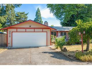 2215 PRINCETON Dr, Eugene, OR 97405
