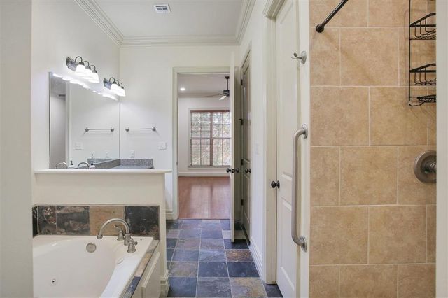 1823 Kennedy Street, Lake Charles, LA 70601