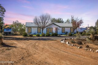 6745 MacArthur Road, Las Cruces, NM 88012