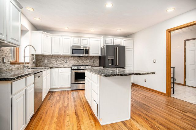 7370 Morgan Road, Pennfield Twp, MI 49017