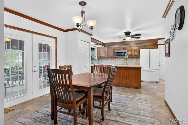 81 Cinnamon Tree Court, St Charles, MO 63304