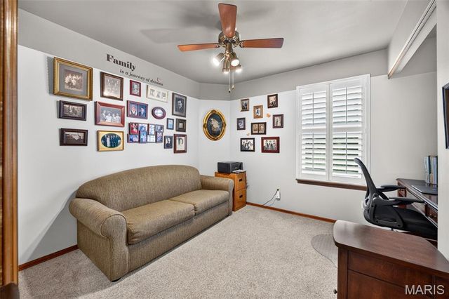 81 Cinnamon Tree Court, St Charles, MO 63304
