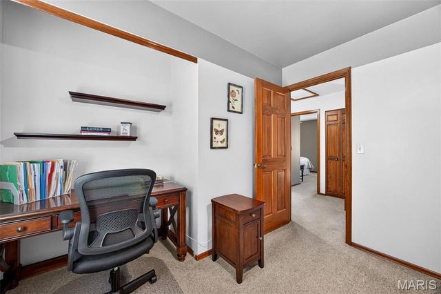 81 Cinnamon Tree Court, St Charles, MO 63304