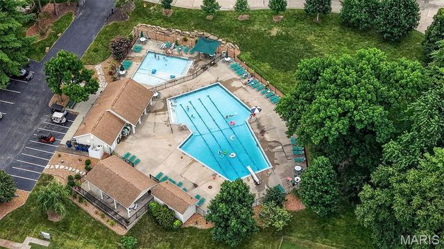 81 Cinnamon Tree Court, St Charles, MO 63304