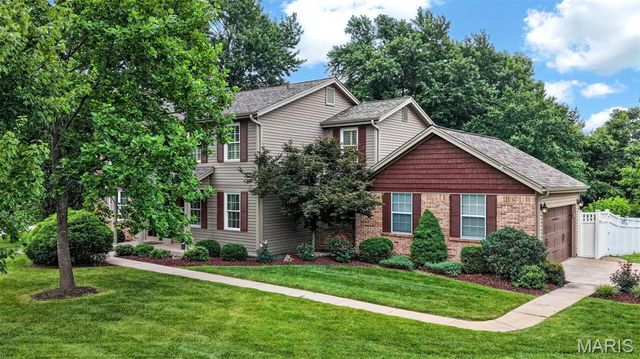 81 Cinnamon Tree Court, St Charles, MO 63304