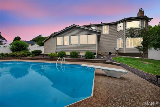 81 Cinnamon Tree Court, St Charles, MO 63304