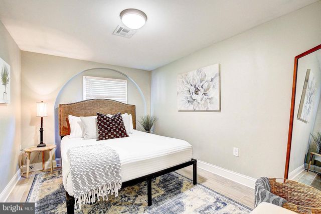 1040 WHITE SANDS DR, Lusby, MD 20657