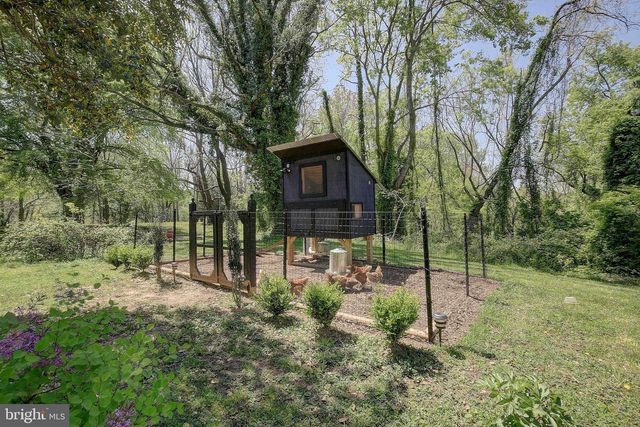 1040 WHITE SANDS DR, Lusby, MD 20657