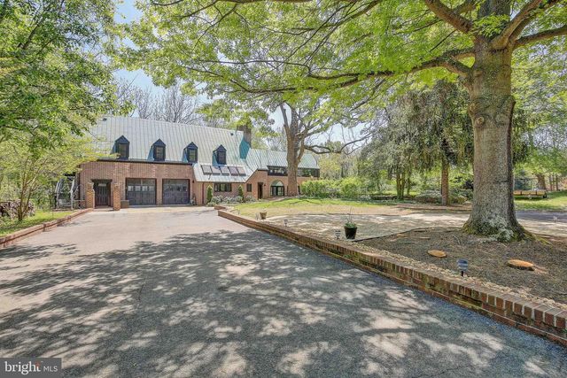 1040 WHITE SANDS DR, Lusby, MD 20657