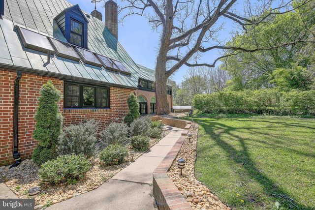 1040 WHITE SANDS DR, Lusby, MD 20657