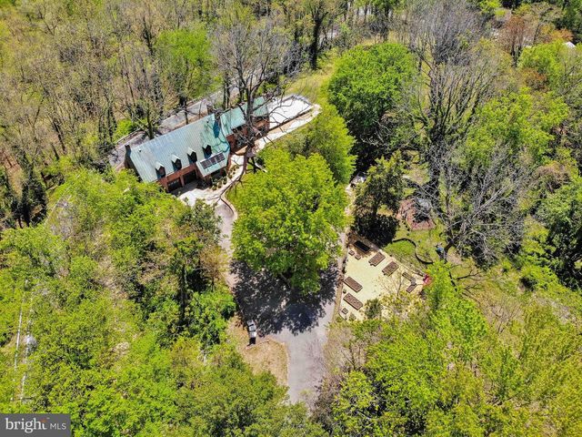 1040 WHITE SANDS DR, Lusby, MD 20657