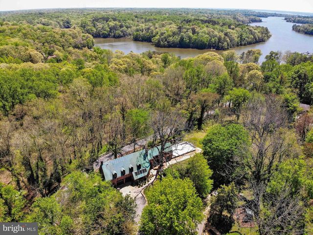 1040 WHITE SANDS DR, Lusby, MD 20657