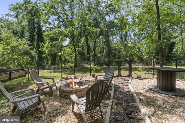 1040 WHITE SANDS DR, Lusby, MD 20657