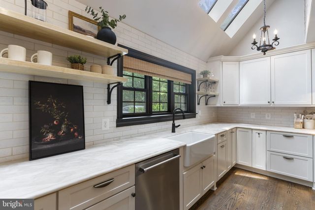 1040 WHITE SANDS DR, Lusby, MD 20657
