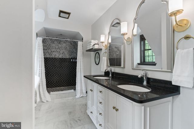1040 WHITE SANDS DR, Lusby, MD 20657