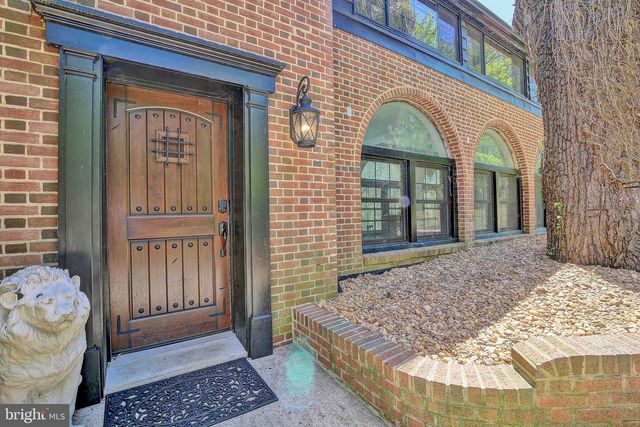 1040 WHITE SANDS DR, Lusby, MD 20657